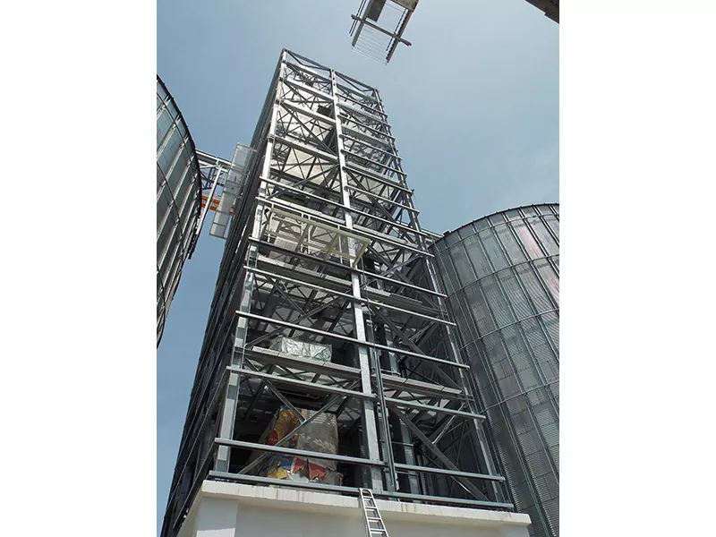 Steel Tower շենք